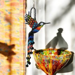 Porte-cléfs colibri en perles de rocailles. Fabriqué artisanalement à la main.