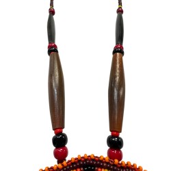 Collier native amérindien en perles de rocailles. Fabriqué entièrement à la main.