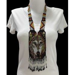 Collier loup en perles de rocailles fabriqué artisanalement en Équateur