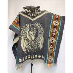 Poncho native loup & attrape rêves fabriqué artisanalement en Équateur.