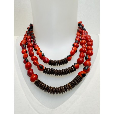 Collier en gratines de huayruro de l’Amazonie