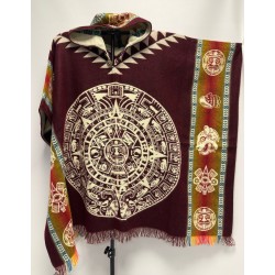 Poncho calendrier maya fabriqué artisanalement en équateur, 70% acrylique et 30% laine d’alpaga.