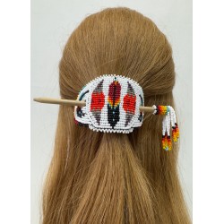 Barrette amérindienne en perles de rocailles, fabriqué entièrement à la main en Équateur .