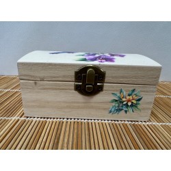 Boîte-à-bijoux fabriqué de façon artisanale avec motif