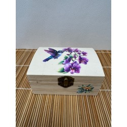 Boîte-à-bijoux fabriqué de façon artisanale avec motif