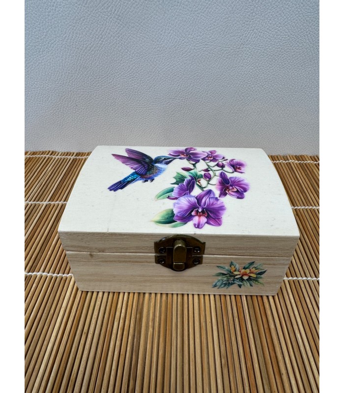 Boîte-à-bijoux fabriqué de façon artisanale avec motif