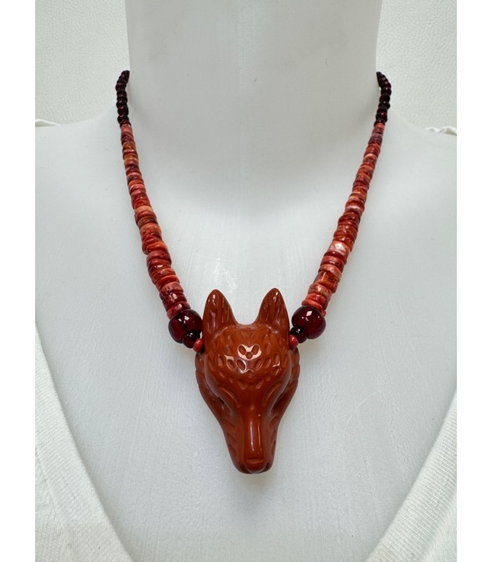 Collier & pendentif tête de loup en jaspe rouge fabrication artisanale