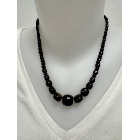 Collier-en-perles-spondylus-noir
