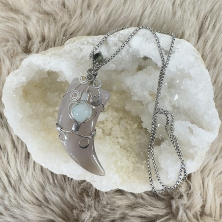 Pendentif croc en pierres naturelles fabriqué entièrement à la main en Équateur